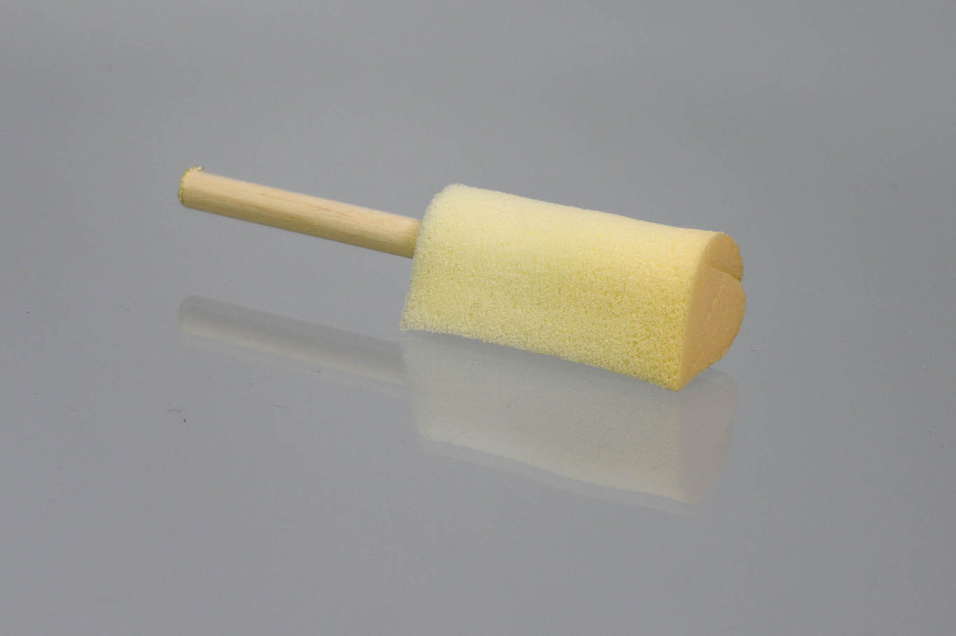 High density laser cut sponge on a stick ROUND (Code SOAS R 4)
