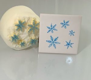 Large 5 assorted fine snowflake on large sponge (code 12) - Sponge Its Laser Cut High Density Sponge Designed by Rachel Byass