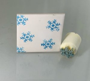 Tiny Thick snowflake (code 11) - Sponge Its Laser Cut High Density Sponge Designed by Rachel Byass