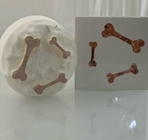 Large Different sized bones x 3 (code 132) - Sponge Its Laser cut sponge designed by Rachel Byass