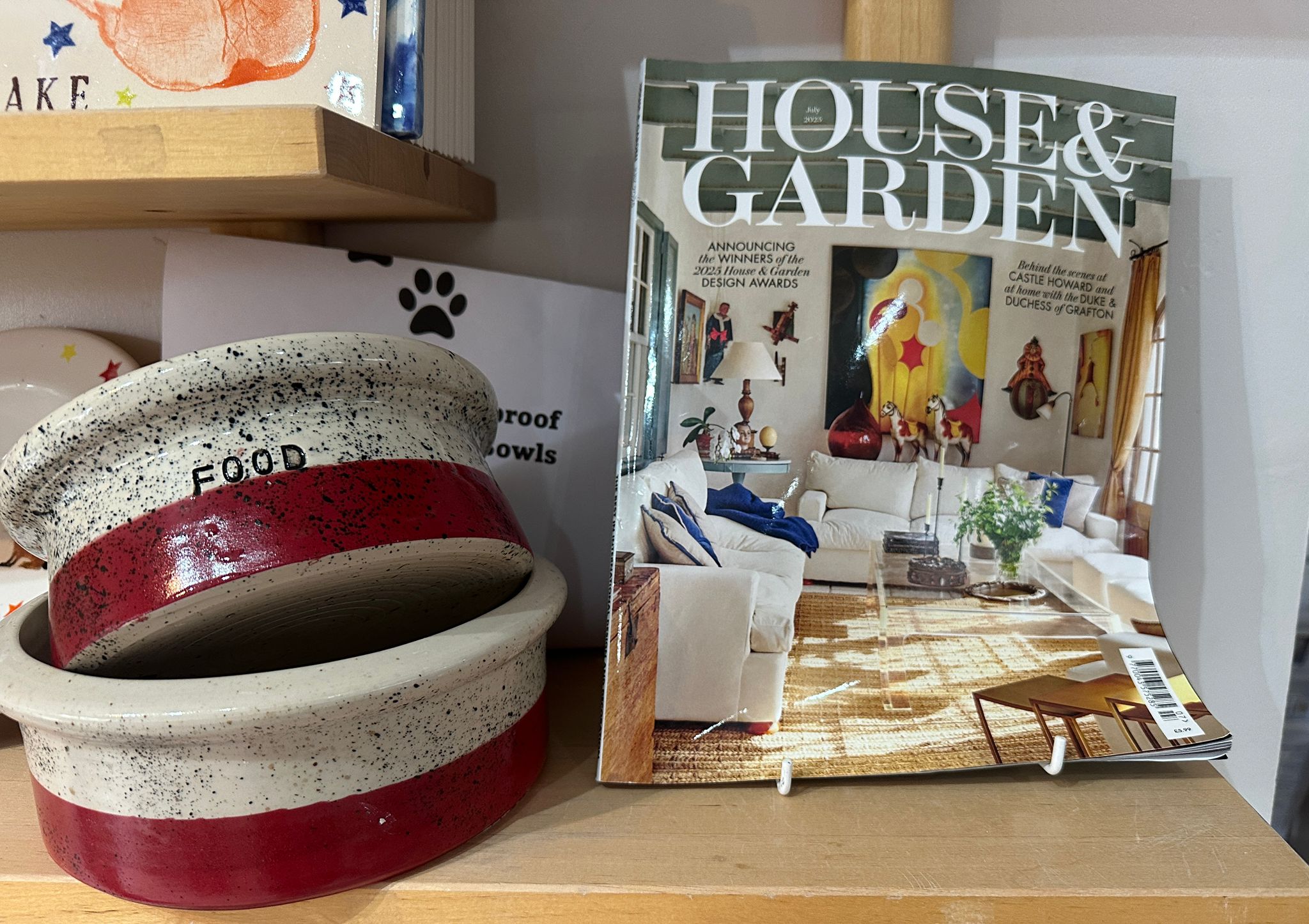 Hand thrown stoneware pet bowls - Image 17