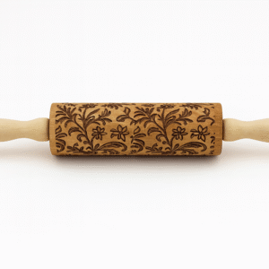 Wooden rolling pin, ideal for clay work or cakes. code/design 014