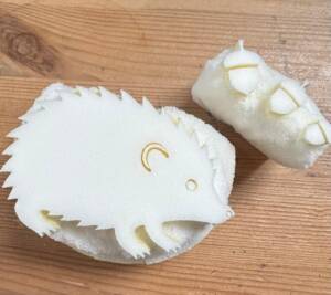 Medium sponge hedgehog and acorns - Sponge Its Laser cut sponges designed by Rachel Byass