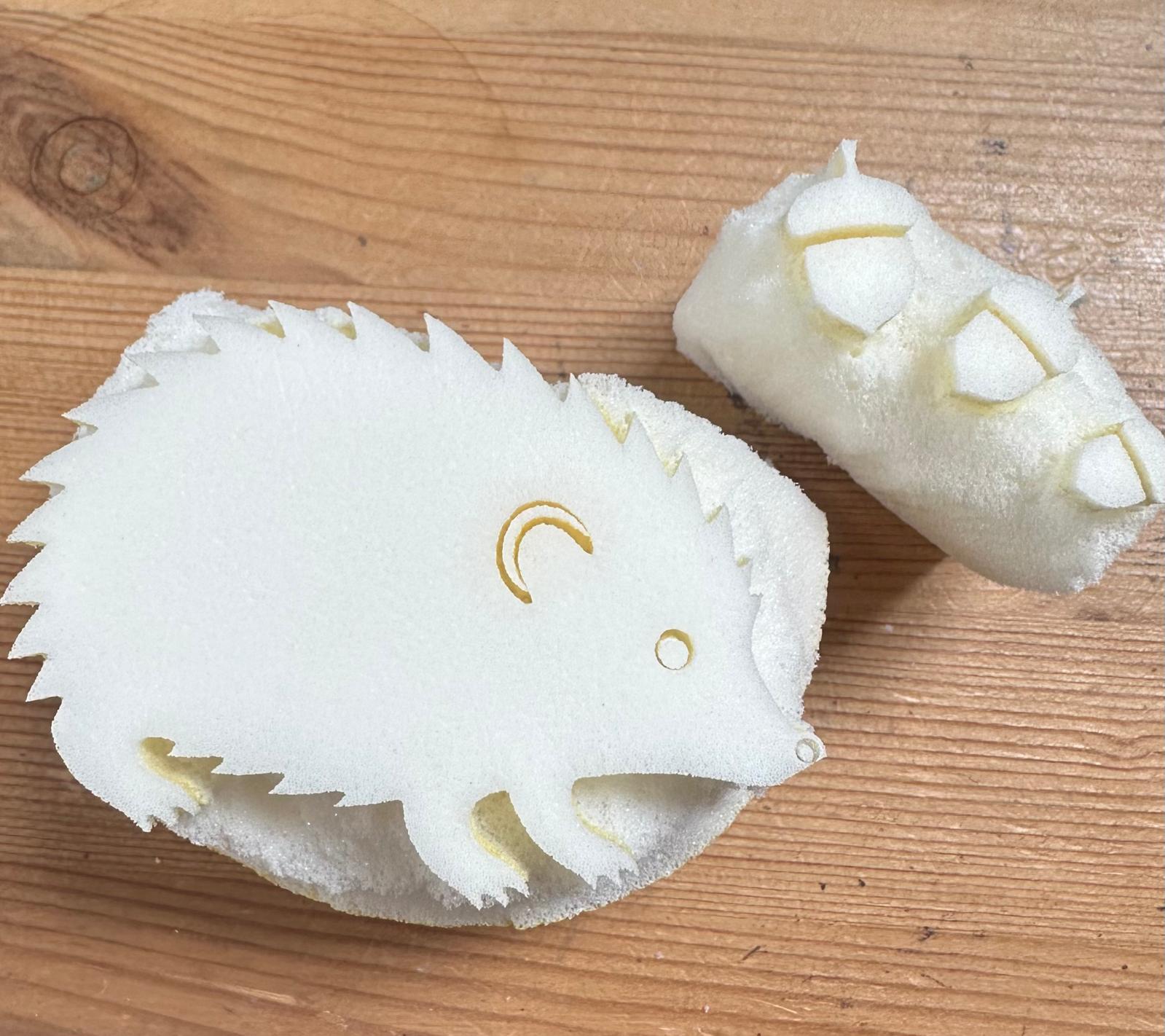 Medium sponge hedgehog and acorns - Sponge Its Laser cut sponges designed by Rachel Byass
